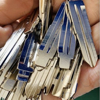 Logotipo personalizado Keydiy Universal Remotes Flip Key Blade para automóviles y envío rápido