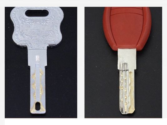 13.5kg Vertical Key Cutting Duplicate Machine para llaves de automóviles y casas 120W Potencia del motor